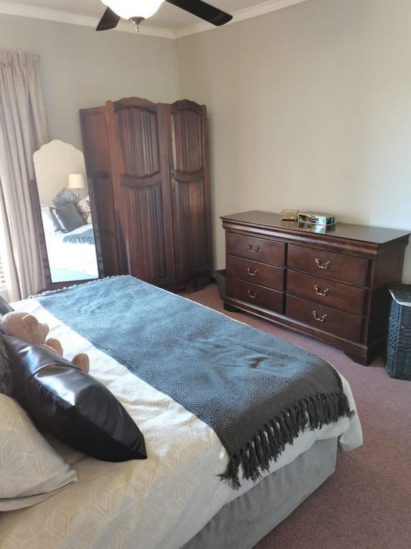 3 Bedroom Property for Sale in Langenhovenpark Free State